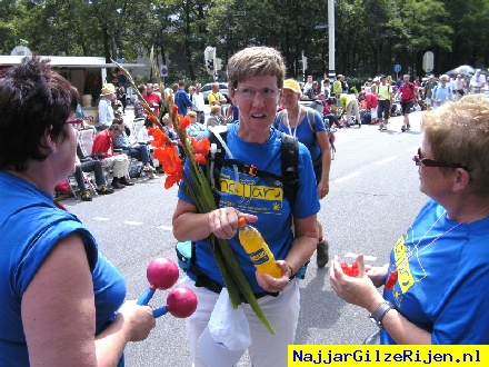 Vierdaagse Nijmegen 2009 - Foto 32 van 144