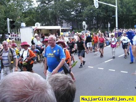 Vierdaagse Nijmegen 2009 - Foto 48 van 144