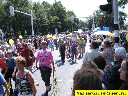 Vierdaagse Nijmegen 2009 - Foto 52 van 144