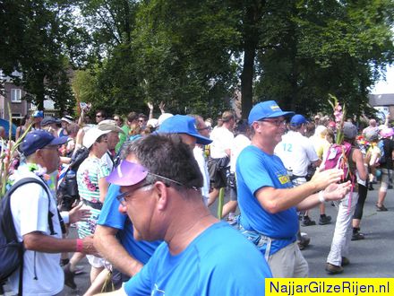 Vierdaagse Nijmegen 2013 - Foto 42 van 55